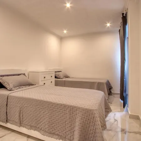 Allouche Yahia Homestay *